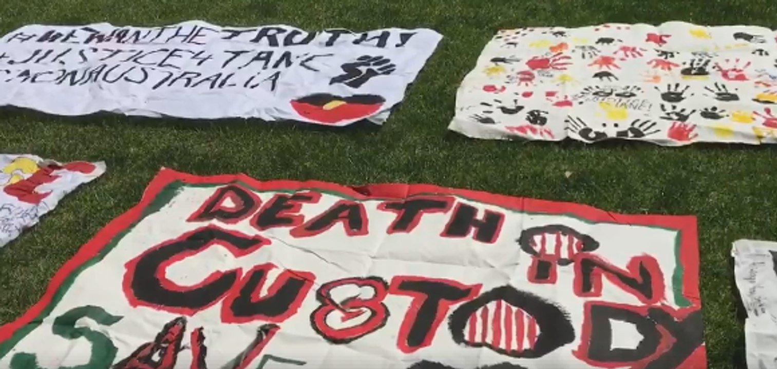 Father of Aborigine Who Died in Custody Sits Bowed in Silent Reflection Before Protest
