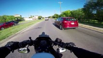 Pranking Cagers at Stoplights - Harley Davidson Sportster Iron 883-a6EsfdRoryg