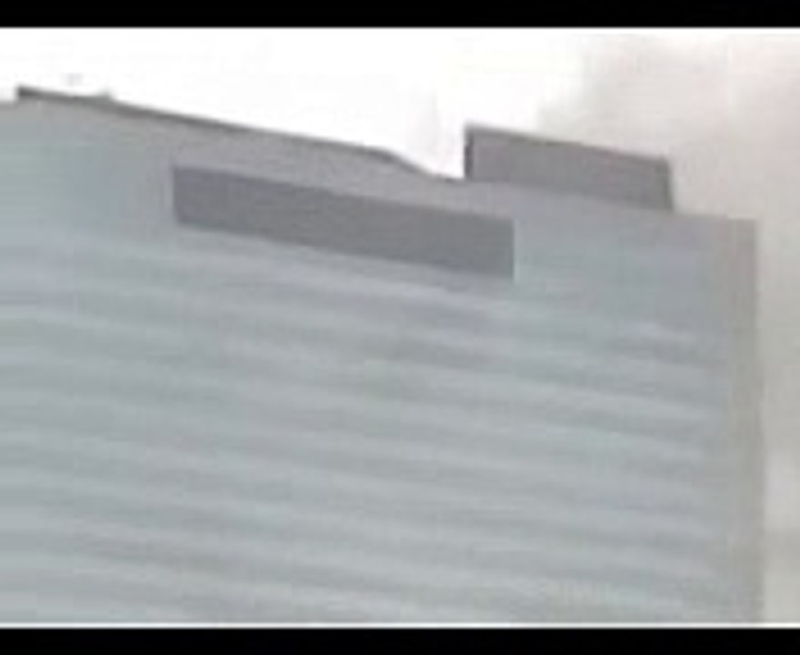 WTC Building 7  - Cell Phone Footage - 911