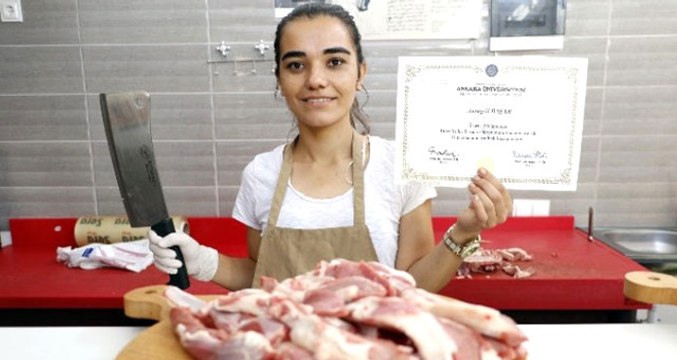 Atanamayan Öğretmen Kasap Oldu