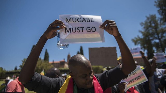 Zimbabwe's media post-Mugabe: A new lease on life? - Listening Post (lead)