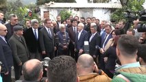 Kılıçdaroğlu, Şiddetli Yağış ve Hortumdan Zarar Gören Kumluca'daki Vatandaşları Ziyaret Etti