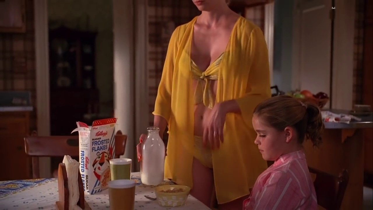 January Jones - Mad Men s02e06