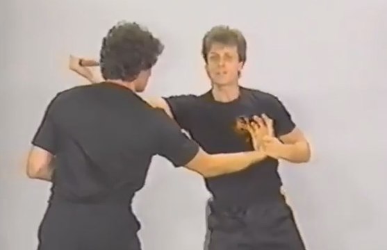 Paul Vunak - Jeet Kune Do - DVD 4 - Filipino Knife Fighting