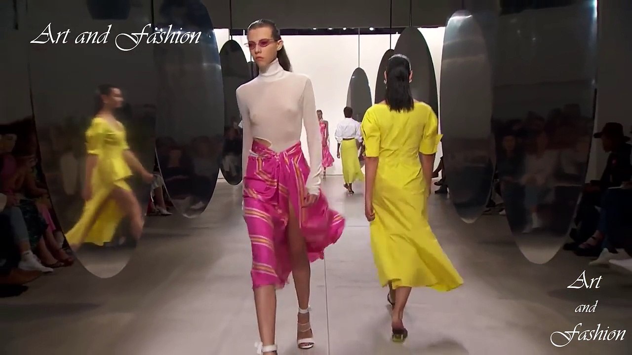 Runway Fashion - Artistic Expression 31