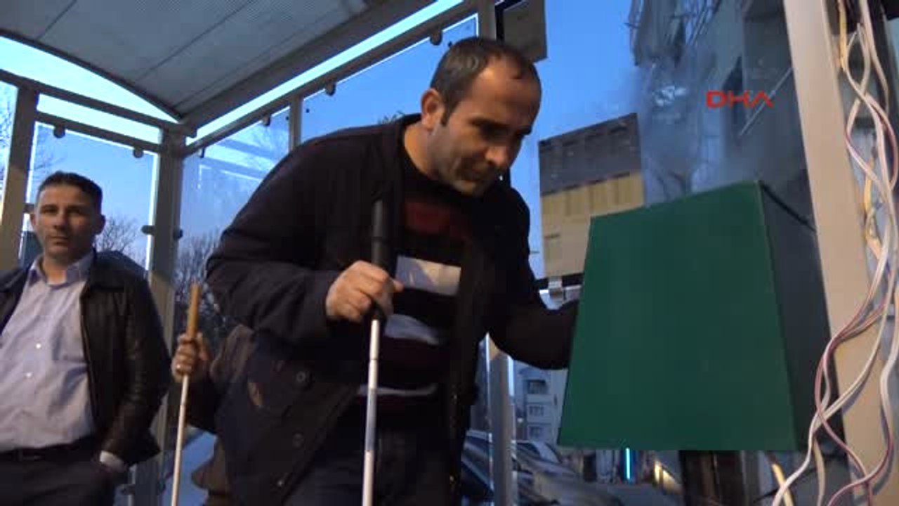 Bursalı Proje Mühendisinden Görme Engellilere Akıllı Durak
