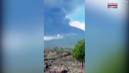 Bali : Le volcan Agung en éruption (vidéo)