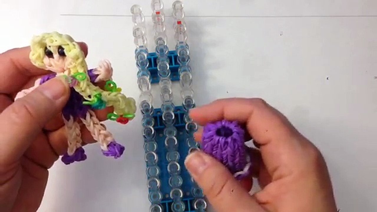 Rainbow Loom Princess Rapunzel Charm/Action Figure - Detachable Skirt & Standing Doll - Gomitas