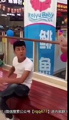 Bu video sizi çok şaşırtacak. Komik hırsızlıklar.