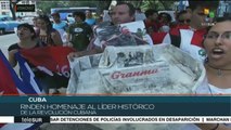 Jóvenes cubanos se movilizan para recordar a Fidel