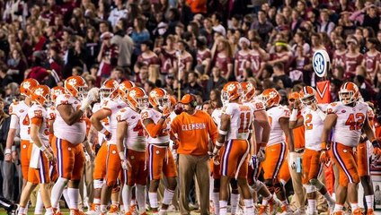 Coaches Poll: Upsets shake up playoff picture