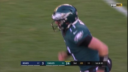 Zach Ertz hauls in 22-yard catch from Carson Wentz