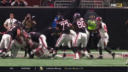 Tevin Coleman plows ahead for 3-yard TD