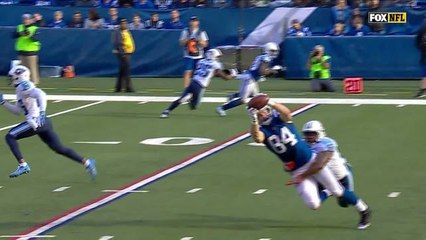 Jack Doyle stretches out for a clutch diving catch