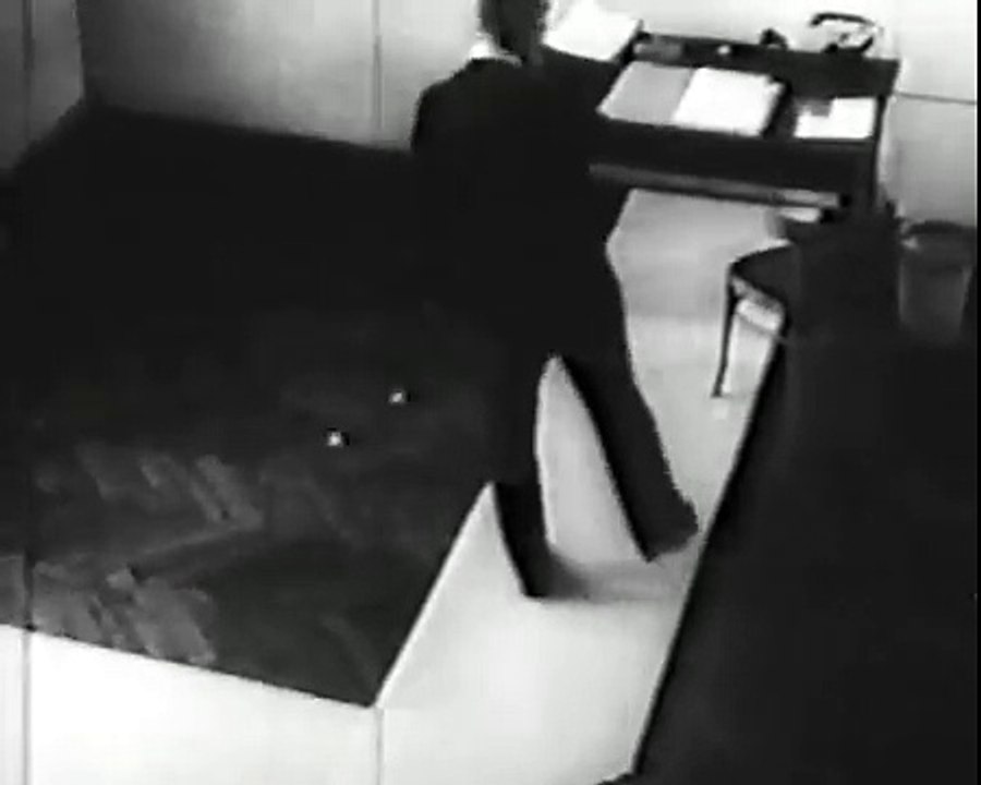 W starym kinie  -   Przygoda człowieka poczciwego  1937