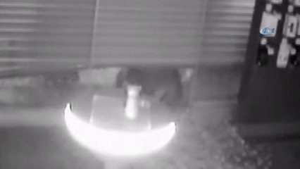 Eyüp'te 2 Dakikada 60 Bin TL'lik Soygun Kamerada