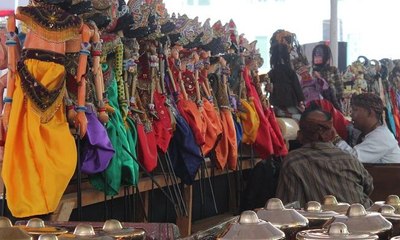 Wayang Golek Sebagai Media Pengenalan Kearifan Lokal