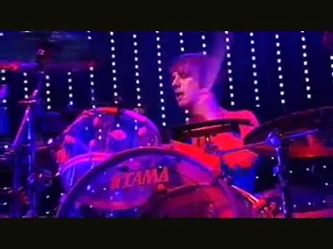 Muse - Supermassive Black Hole, Gibson Amphitheater, KROQ Almost Acoustic Christmas, Los Angeles, CA, USA 12/9/2007