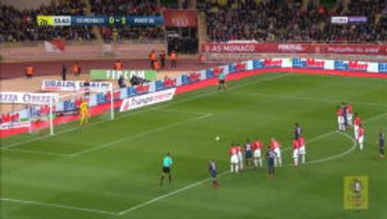 Télécharger la video: Neymar wins then scores penalty