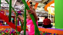 Indoor Playground Family Fun Play Area Nursery Rhymes Songs For Kids learn colors with-2HUnryfpi3k
