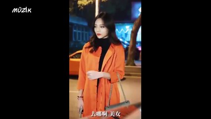 Zengin Çocuk Sokak Kızını Lüks Arabası İle Ayarlıyor