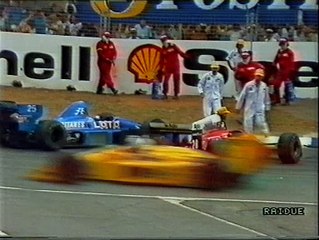 Gran Premio d'Australia 1988: Incidenti fra Berger ed Arnoux e fra S. Nakajima e Ghinzani