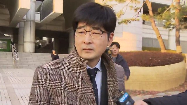 '불법 선거운동' 탁현민 측 혐의 부인... 선거 운동 아니다 / YTN