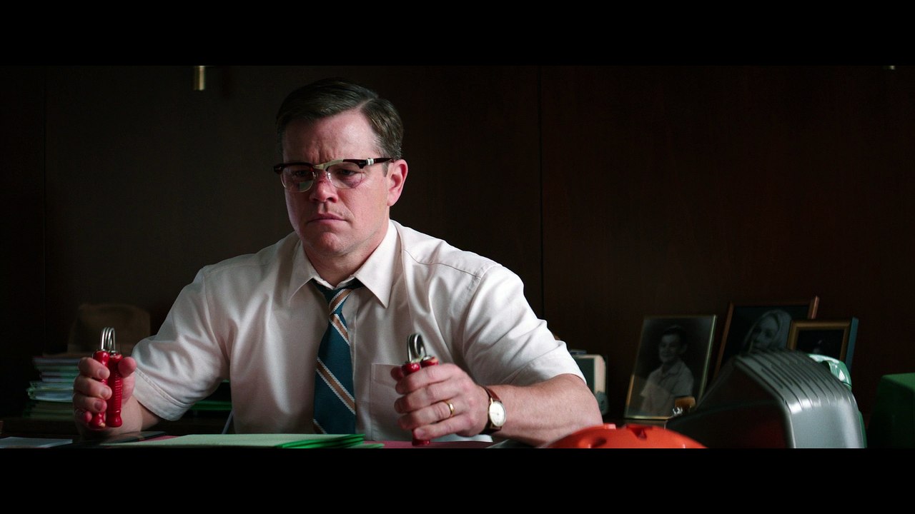 BIENVENUE À SUBURBICON - Extrait "Matt Cop" - VOST