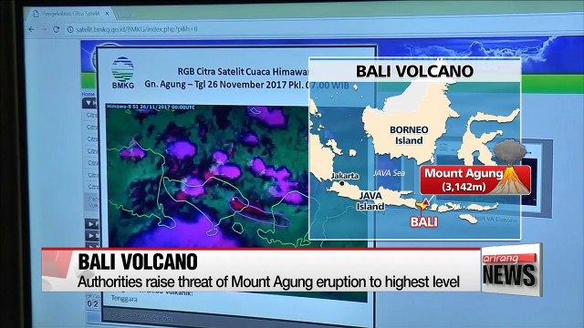 Mount Agung in Bali erupts, thousands evacuated