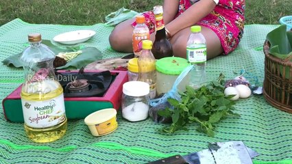 Amazing!! How to Cook Eel in Cambodia - Beautiful Girl Cooking Eel