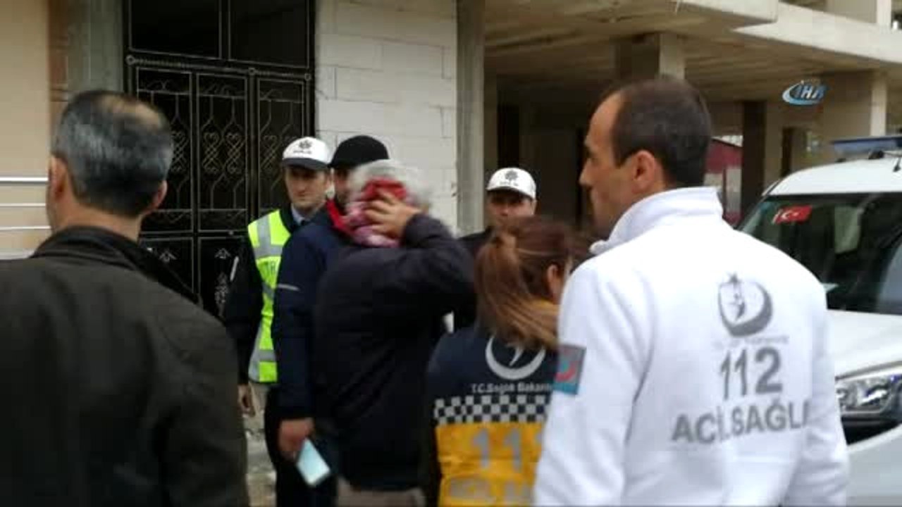 İki Aile Arasında Kavga Kavga Çıktı: 2 Yaralı