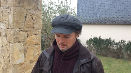 Vince Lahay, auteur de l'album "Birds on the grave"