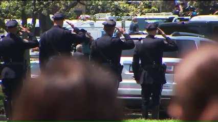 15-Year-Old Honors Fallen Officers With Teddy Bears for Loved Ones
