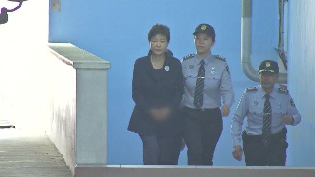 '불출석' 박근혜 재판 오늘 재개 / YTN