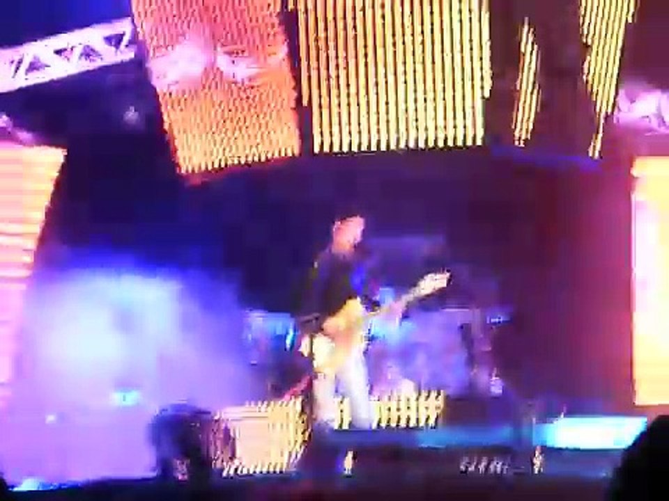 Muse - Supermassive Black Hole, Musilac Festival, Aix-les-Bains, France  7/13/2007