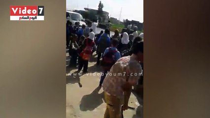 قارئ يناشد بإنشاء كوبرى مشاة لطلاب معهد أزهرى فى أبو حمص بالبحيرة