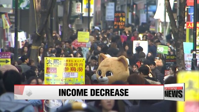 Single-person household income falls at fastest pace in almost 4 years