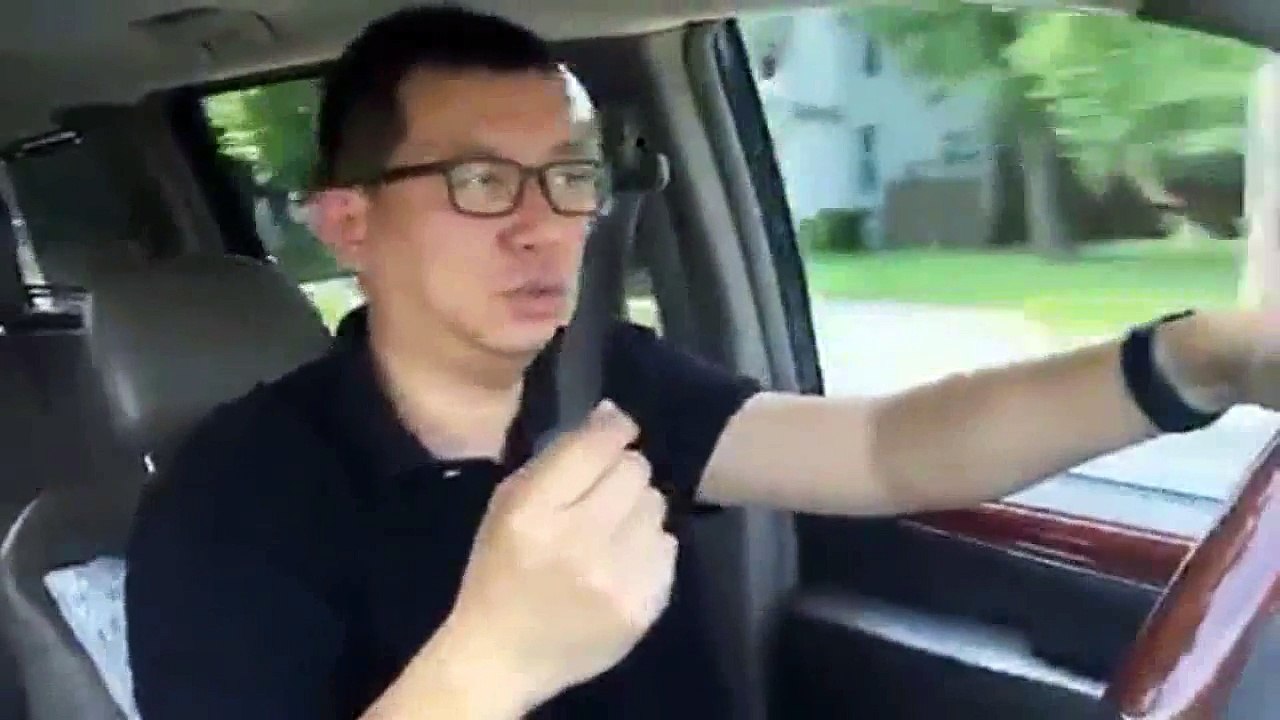 曾宏在接受自由亚洲电台访谈前的闲聊