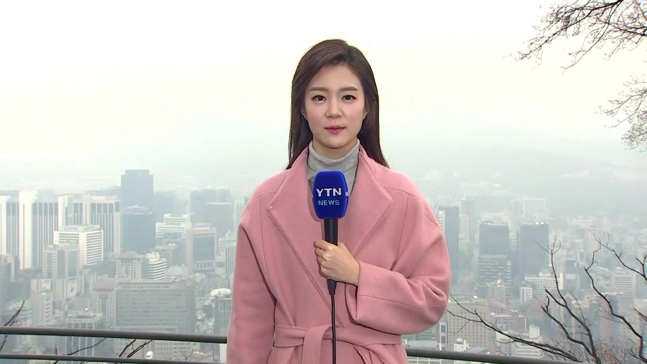 [날씨] 미세먼지로 뿌연 하늘...밤부터 중북부 비 / YTN