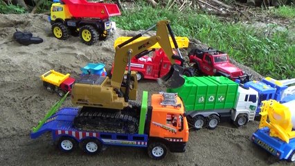 働く車のおもちゃ ショベルカー ユンボ パワーショベル はたらくくるまランド ピピットキー トミカ 西松屋の働く車も Tomica Video Dailymotion