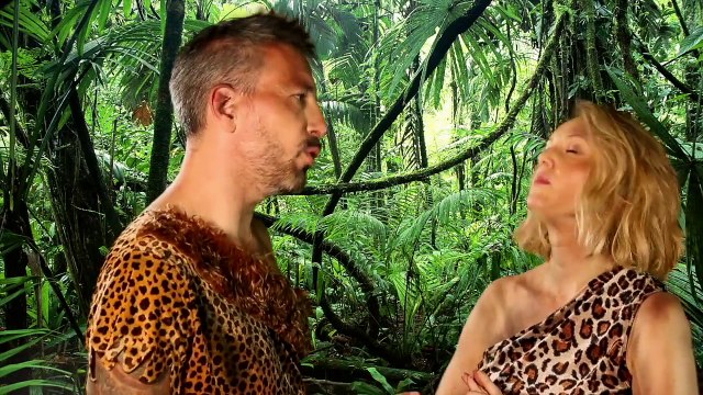 Les toutes 1eres fois - LE CORPS HUMAIN (avec JULIEN MENIELLE) _ Maud Bettina-Marie-FumlkaGzj2Y