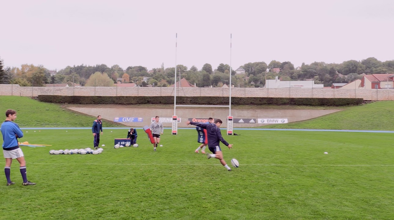 Séance de jeu au pied : Le drop (2ème partie)