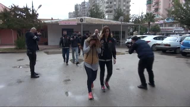 Adana'da Uyuşturucu Operasyonu: 6 Gözaltı Adana Merkez Patlıyor Herkes Şarkısını Seslendiren...