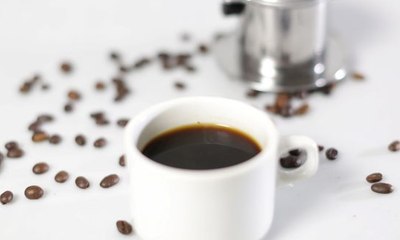 Berbisnis Kopi Sambil Berdakwa