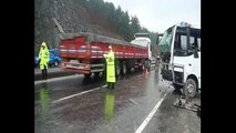 Kahramanmaraş'ta askeri araç kaza yaptı: 15 askerimiz yaralı