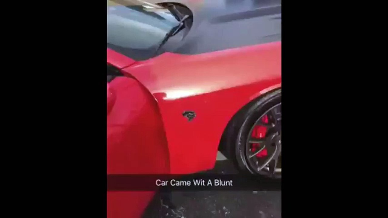 Quavo buys new Hellcat with Blunt