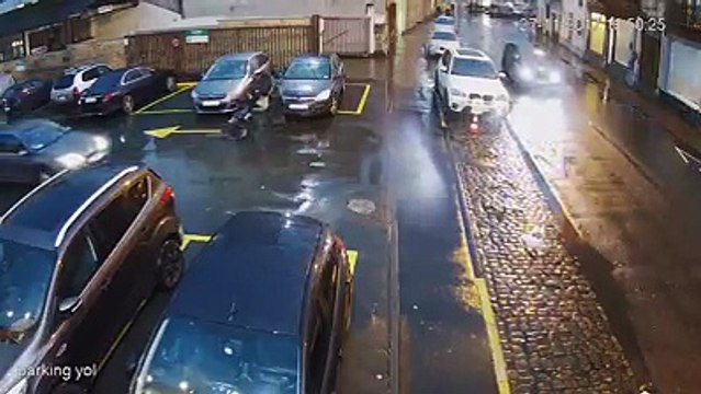 Schaerbeek : Une femme de 50 ans renversée, la voiture prend la fuite