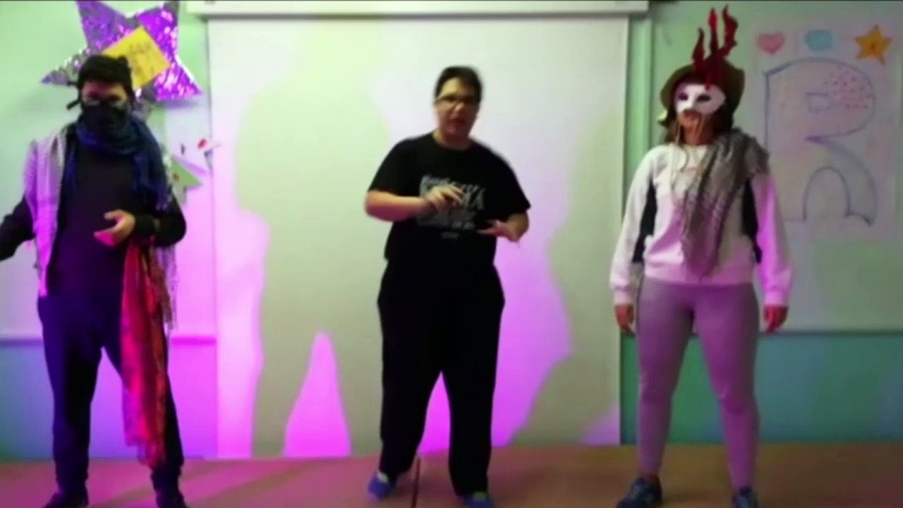 V3