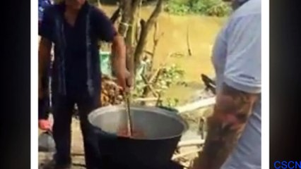 Making cakes in VietNam