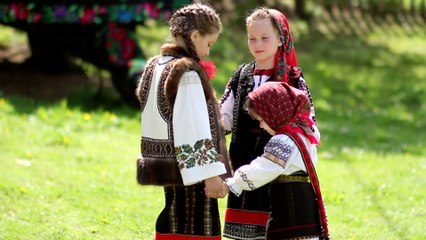 Elena Popa - Tare rau mi-o cantat cucu